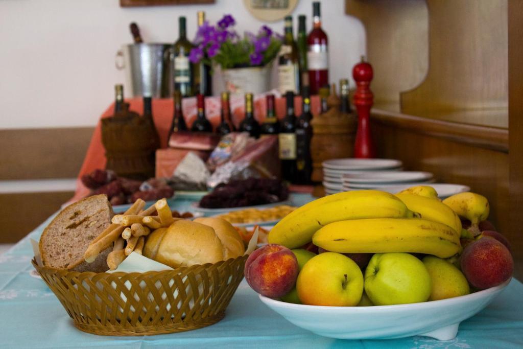 Hotel Sarre المظهر الخارجي الصورة